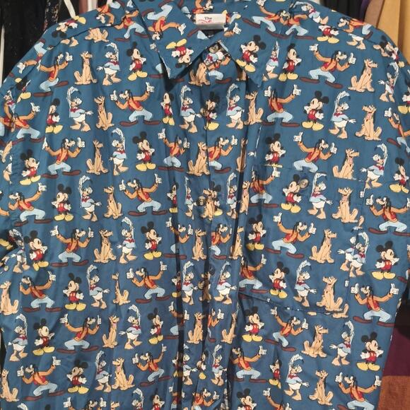 Vintage Disney Store - Mickey Donald Goofy & Pluto - XL - Short Sleeve Button Up - Picture 3 of 7